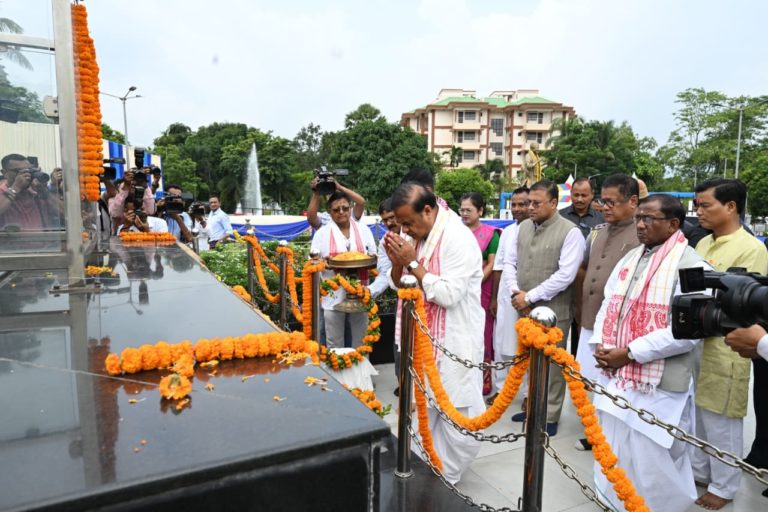 Assam pays glowing tributes to Bhupen Hazarika on birth centenary